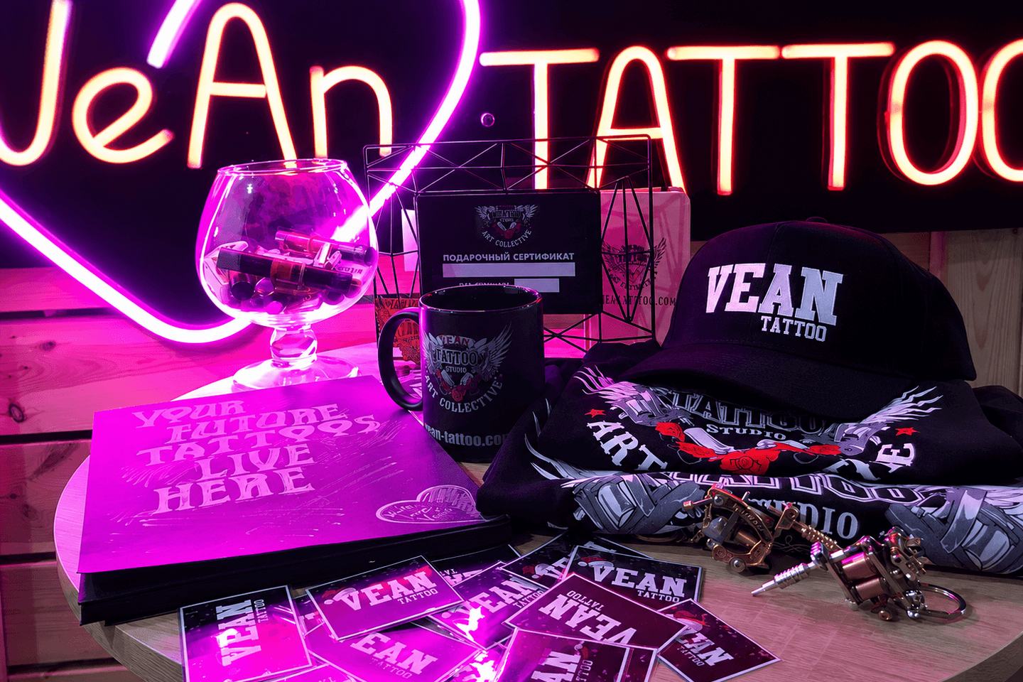 Фірмова продукція та татуювальні машинки VEAN TATTOO