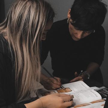Теоретическое занятие по перманентному макияжу