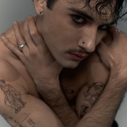 Тату ікон емо-культури