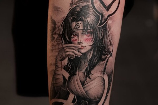 Тату аніме Сакура Наруто стегно