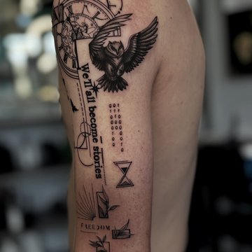 Тату на плечі сова 