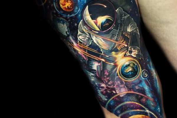 artist--ben-kaye--cosmonaut-in-a-space-tattoo_19073081828.jpg
