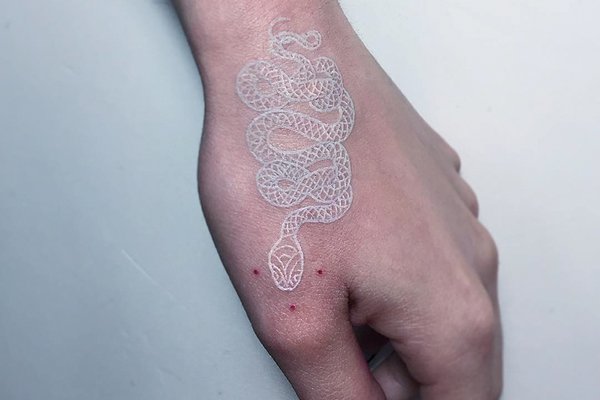 black-and-white-snake-tattoos-mirko-sata-16.jpg