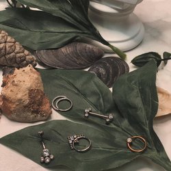 Как выбрать украшение для пирсинга