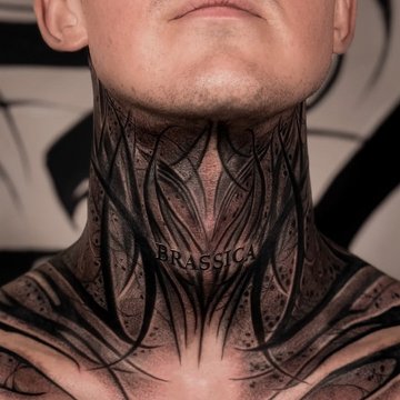 тату на шее