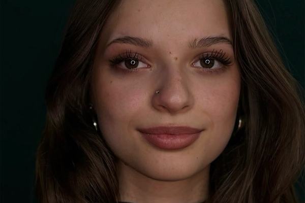 Пирсинг крыла носа 