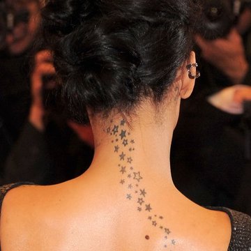 rihannas-tattoos-3-1506350253-view-2