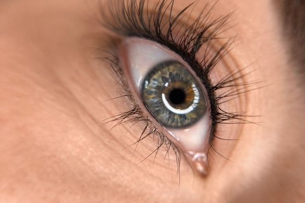 тонка лінія міжвйкового перманенту