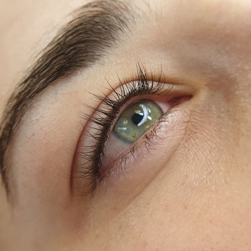 Міжвійний татуаж та ламінування вій