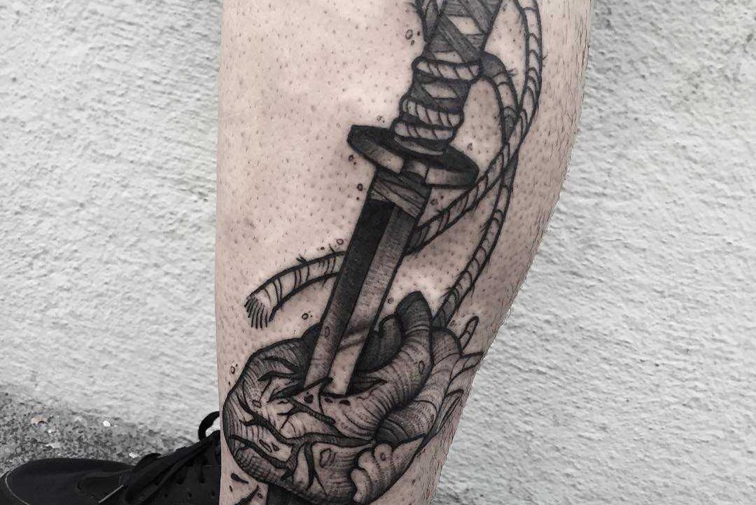 vse-o-tatu-katana.jpeg
